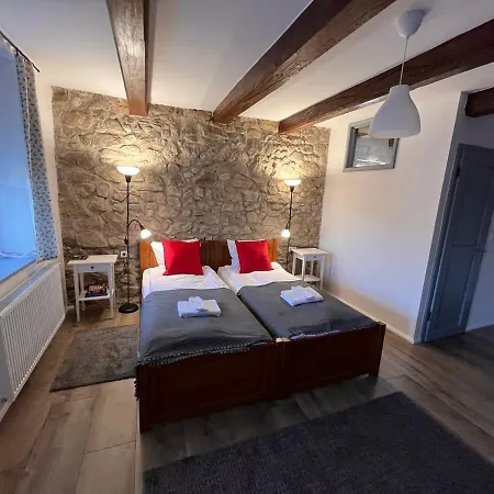 Vitamin K73 Vendeghaz Guest house 3*