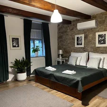 Vitamin K73 Vendeghaz Guest house Boldogkovaralja