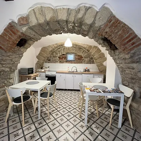 Vitamin K73 Vendeghaz Guest house 3*