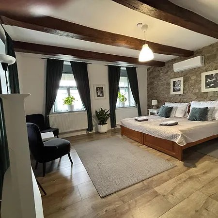 Guest house Vitamin K73 Vendeghaz 3*